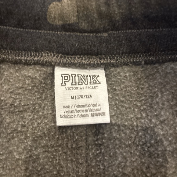 PINK Victoria's Secret Camouflage Logo Sweatpants - Picture 3 of 4